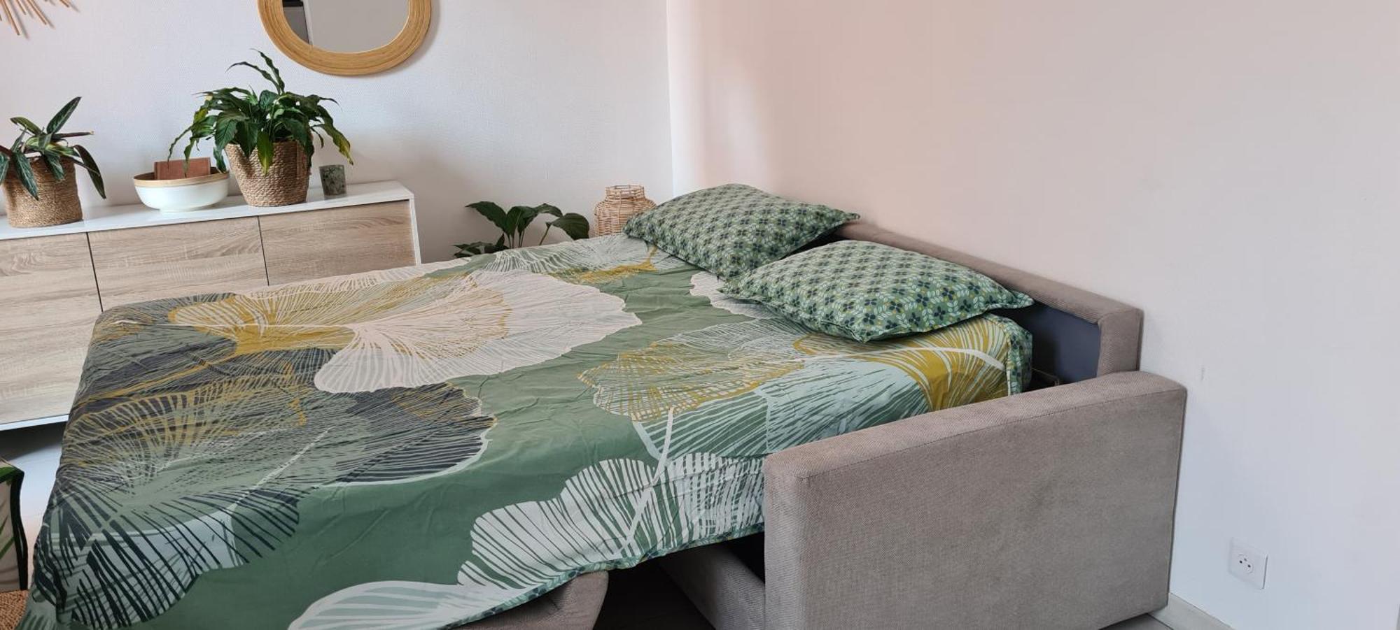 Apartment Superbe 2 Pieces Neuf A 100m De La *